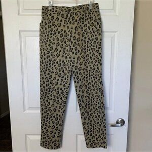 Stylish Leopard Print High Rise Jeans